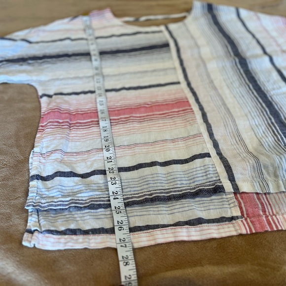 CASLON V-BACK LINEN TOP - Picture 10 of 11